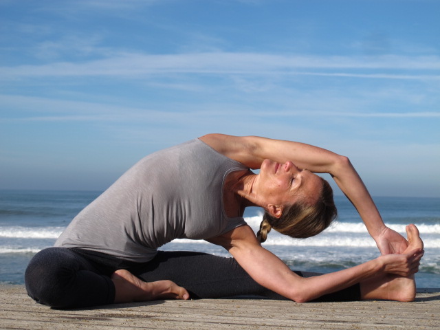 Cours de yoga sur la Côte Basque